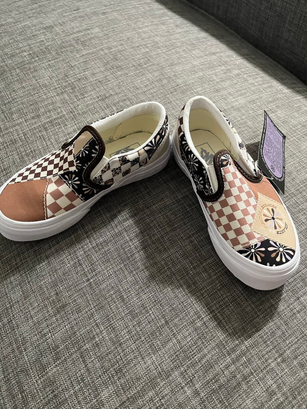 Vans divine equality slip on kids size 10 1/2